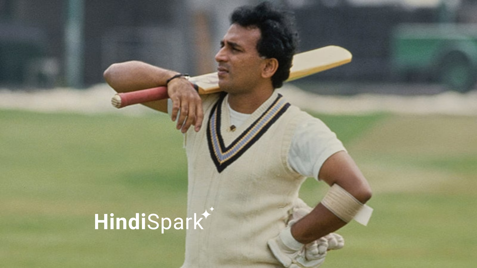 Sunil-Gavaskar Playing hindispark.in